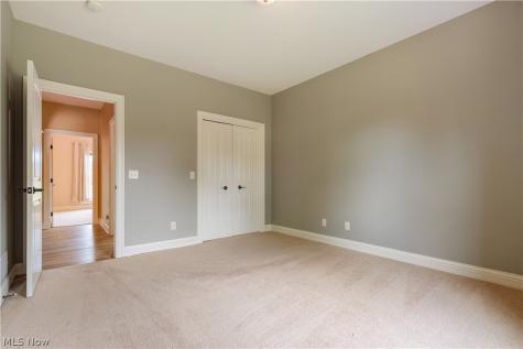 8500 Sandbridge Street NW Massillon OH 44646