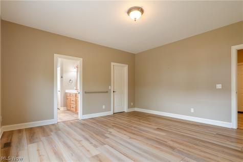 8500 Sandbridge Street NW Massillon OH 44646