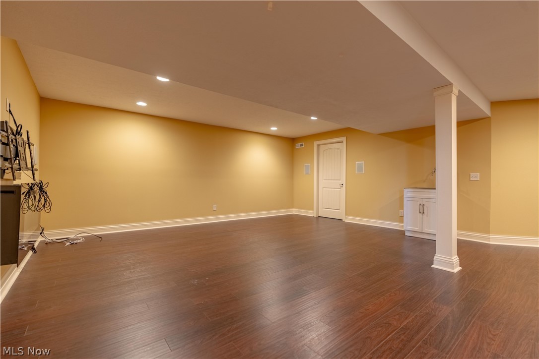 8500 Sandbridge Street NW Massillon OH 44646