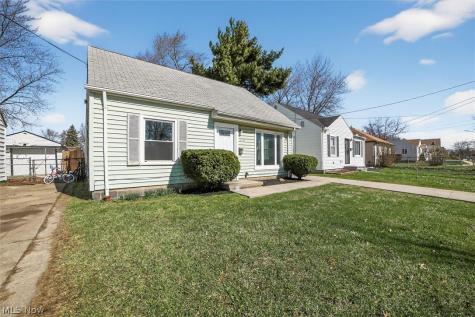13510 Bennington Avenue Cleveland OH 44135