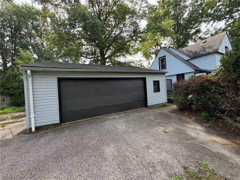 805 Carson Street Painesville OH 44077
