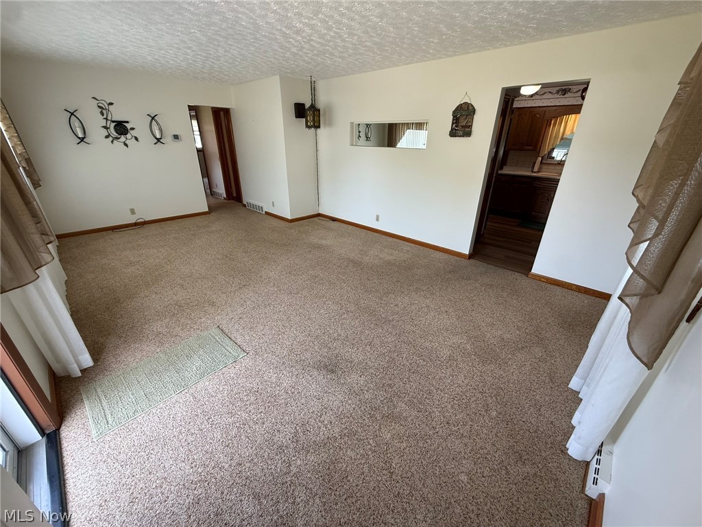 1031 Kaderly Street NW New Philadelphia OH 44663