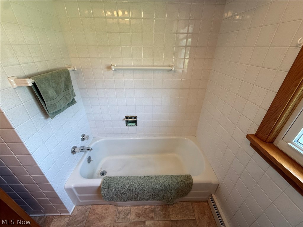 1031 Kaderly Street NW New Philadelphia OH 44663