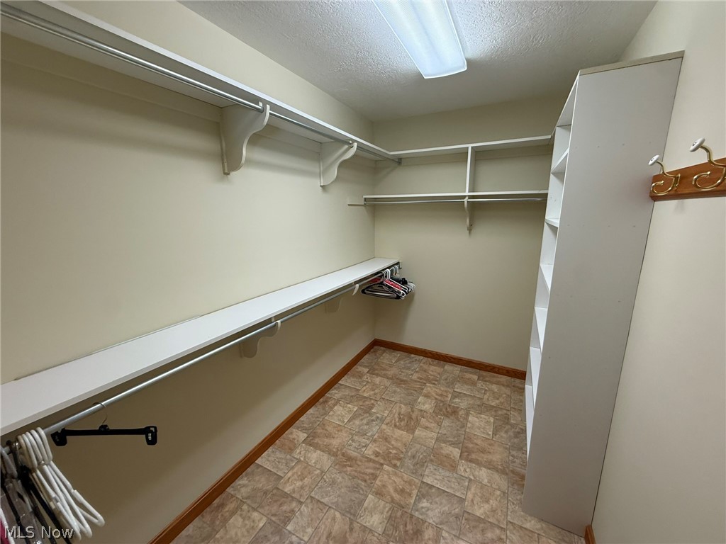 1031 Kaderly Street NW New Philadelphia OH 44663