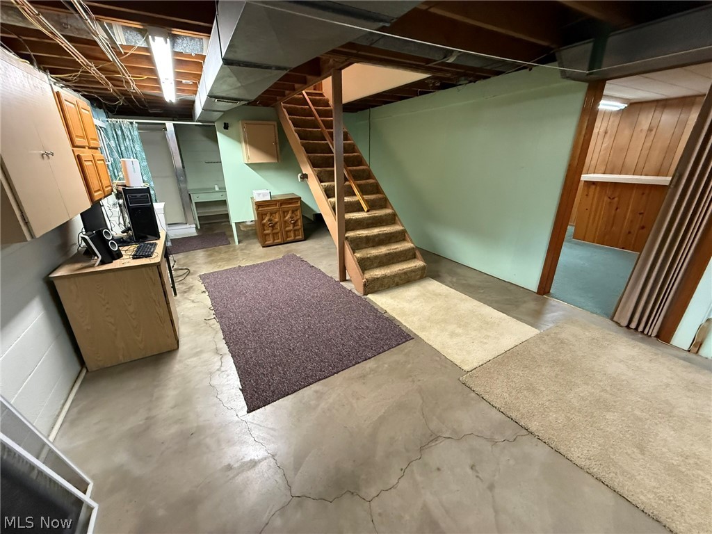 1031 Kaderly Street NW New Philadelphia OH 44663