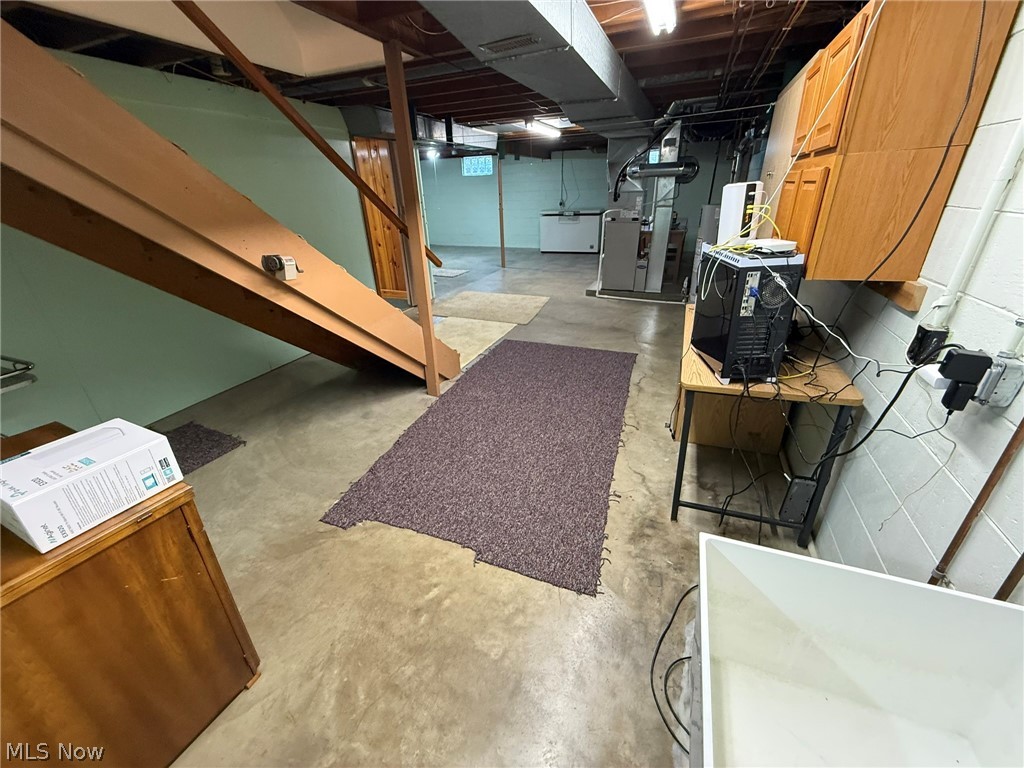 1031 Kaderly Street NW New Philadelphia OH 44663
