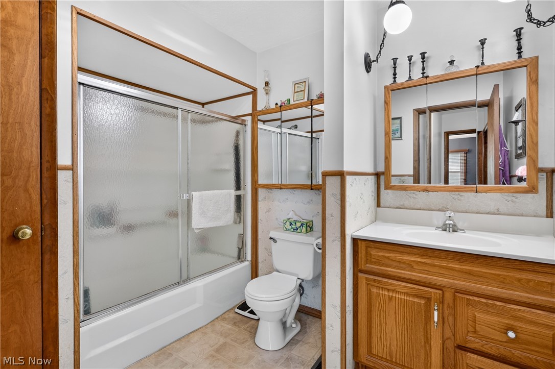 8977 Delin Thomas Road Kinsman OH 44428