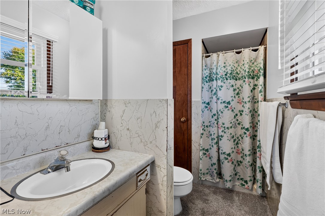 8977 Delin Thomas Road Kinsman OH 44428