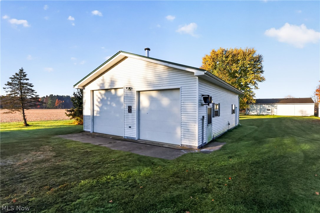 8977 Delin Thomas Road Kinsman OH 44428