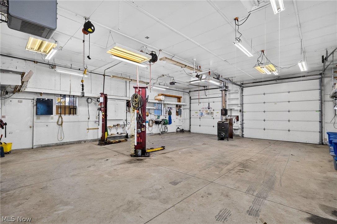 8977 Delin Thomas Road Kinsman OH 44428