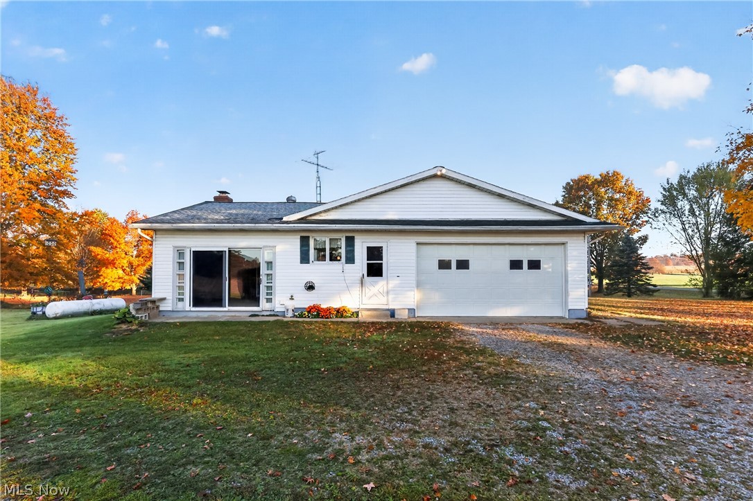 8977 Delin Thomas Road Kinsman OH 44428