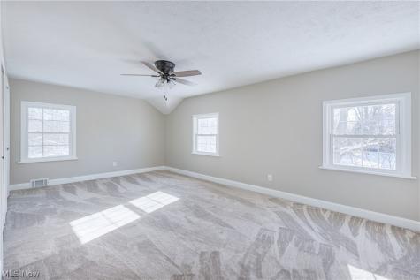 19013 Chagrin Boulevard Shaker Heights OH 44122