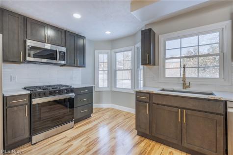 19013 Chagrin Boulevard Shaker Heights OH 44122