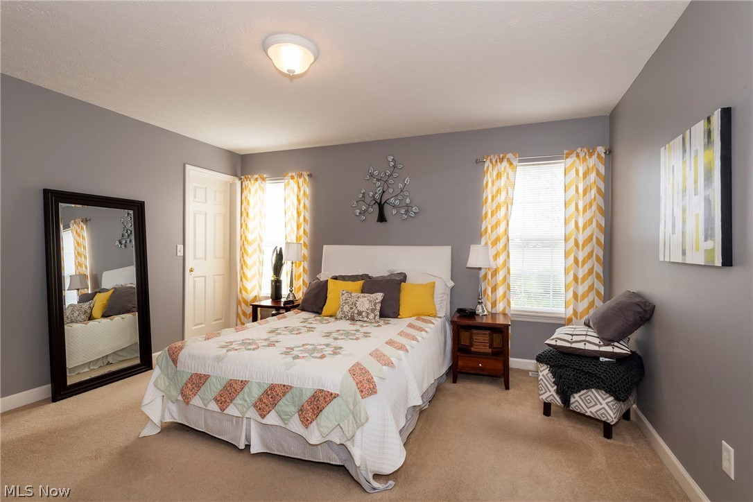37049 Chaddwyck Lane North Ridgeville OH 44039