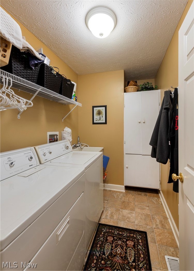 37049 Chaddwyck Lane North Ridgeville OH 44039