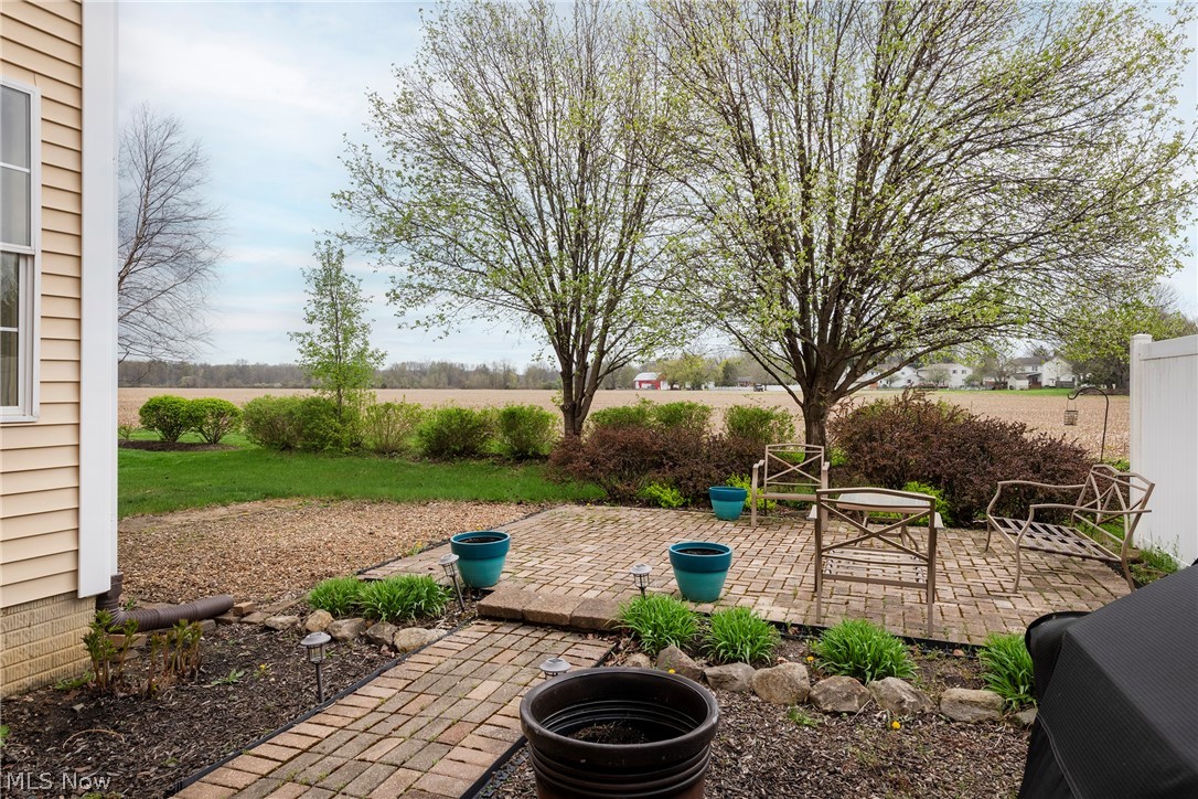 37049 Chaddwyck Lane North Ridgeville OH 44039