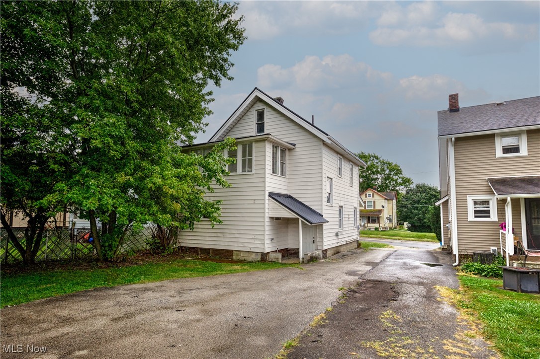 126 Churchill Road Girard OH 44420