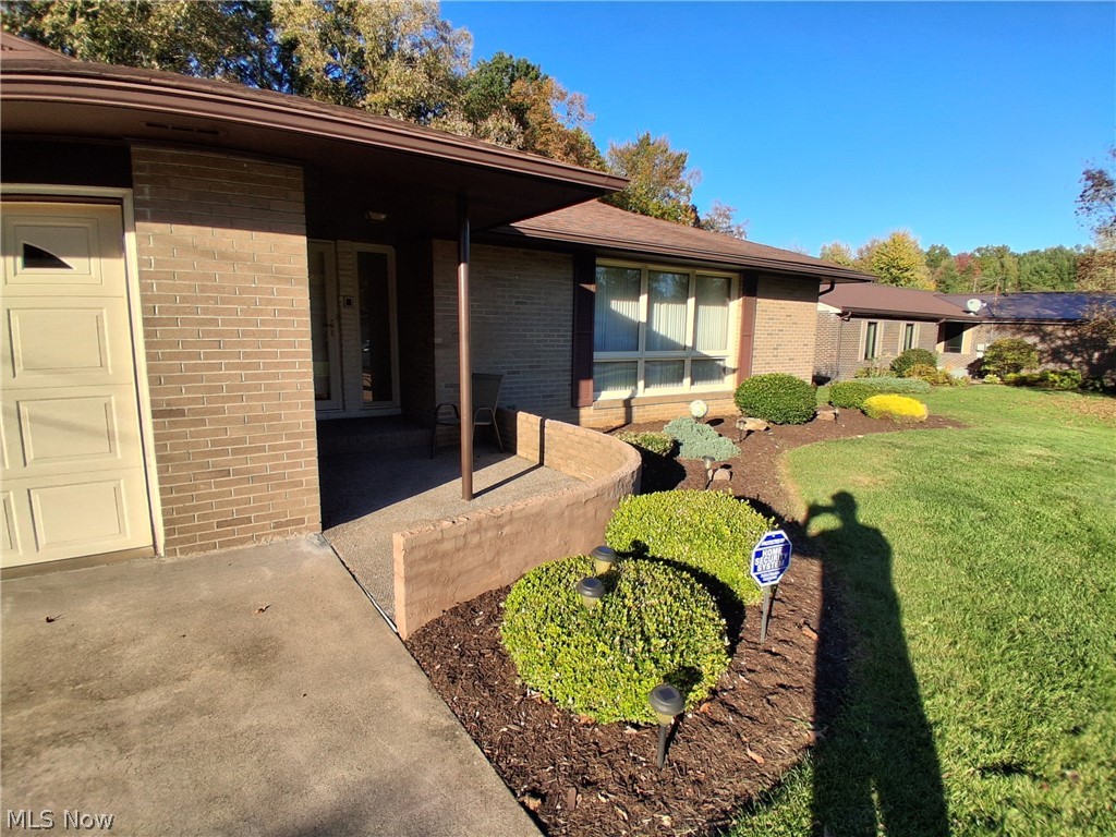 3941 Welcker Warren OH 44483