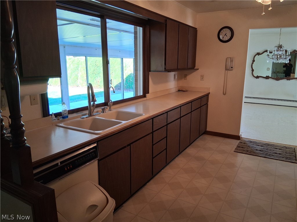 3941 Welcker Warren OH 44483