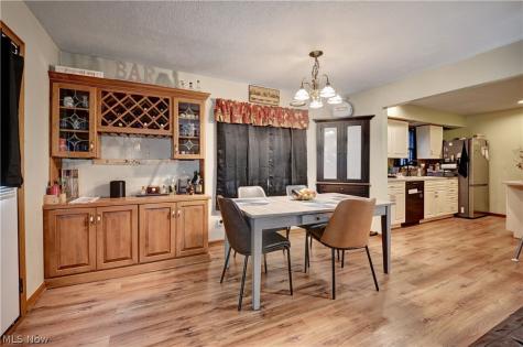 1036 Briarview Avenue NW North Canton OH 44720