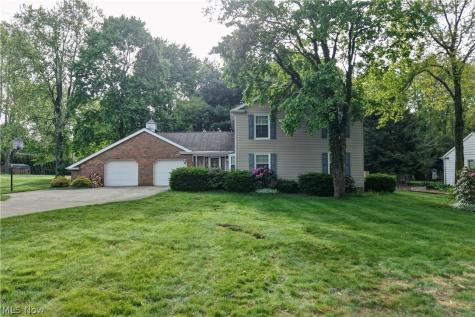 1036 Briarview Avenue NW North Canton OH 44720