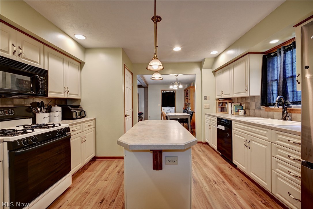 1036 Briarview Avenue NW North Canton OH 44720