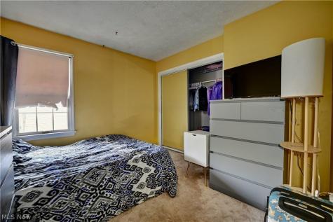 1036 Briarview Avenue NW North Canton OH 44720