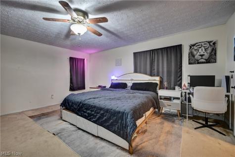 1036 Briarview Avenue NW North Canton OH 44720