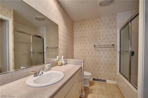 1036 Briarview Avenue NW North Canton OH 44720