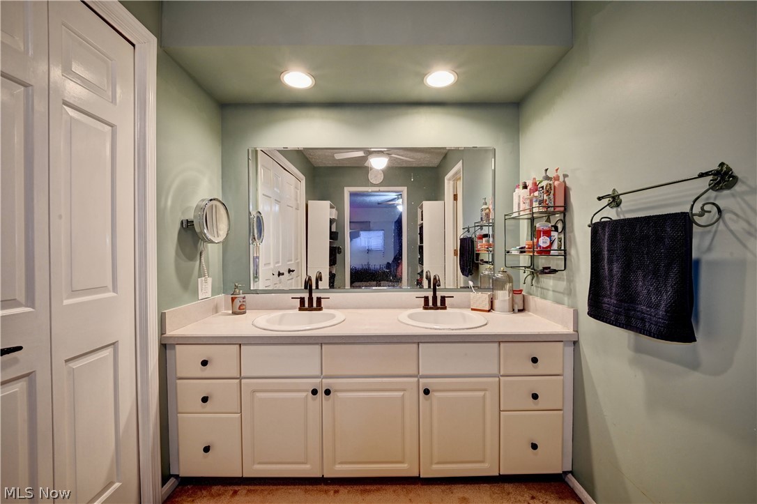 1036 Briarview Avenue NW North Canton OH 44720