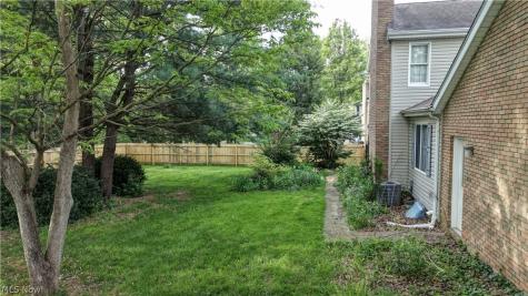 1036 Briarview Avenue NW North Canton OH 44720