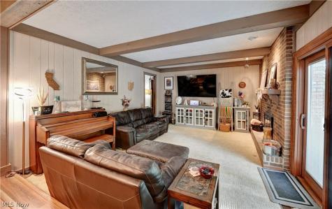 1036 Briarview Avenue NW North Canton OH 44720