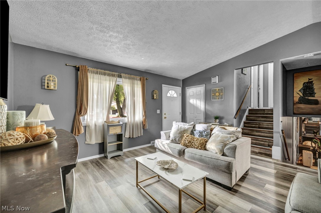 141 Pinewood Drive Elyria OH 44035