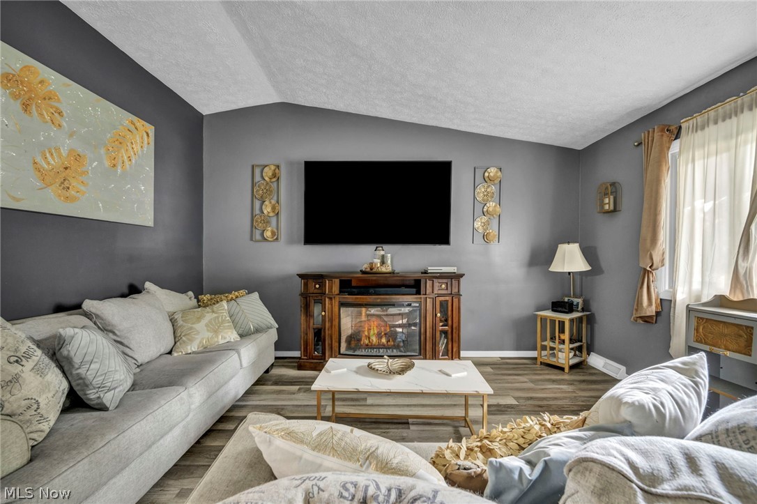 141 Pinewood Drive Elyria OH 44035