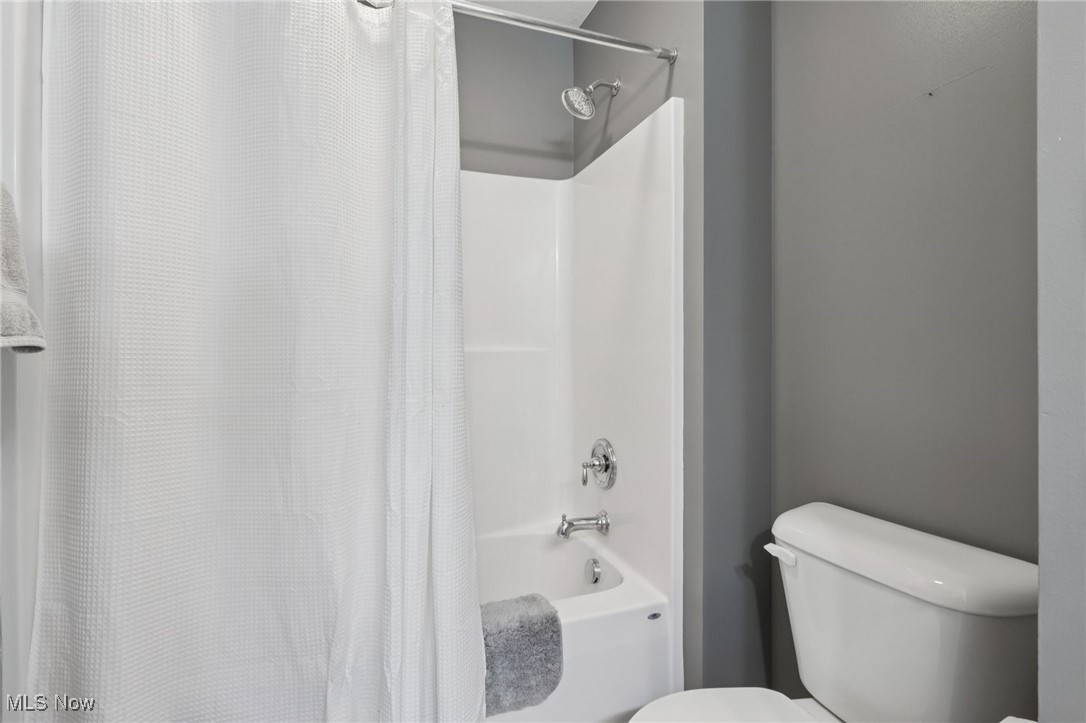 4292 Burberry Circle Avon OH 44011