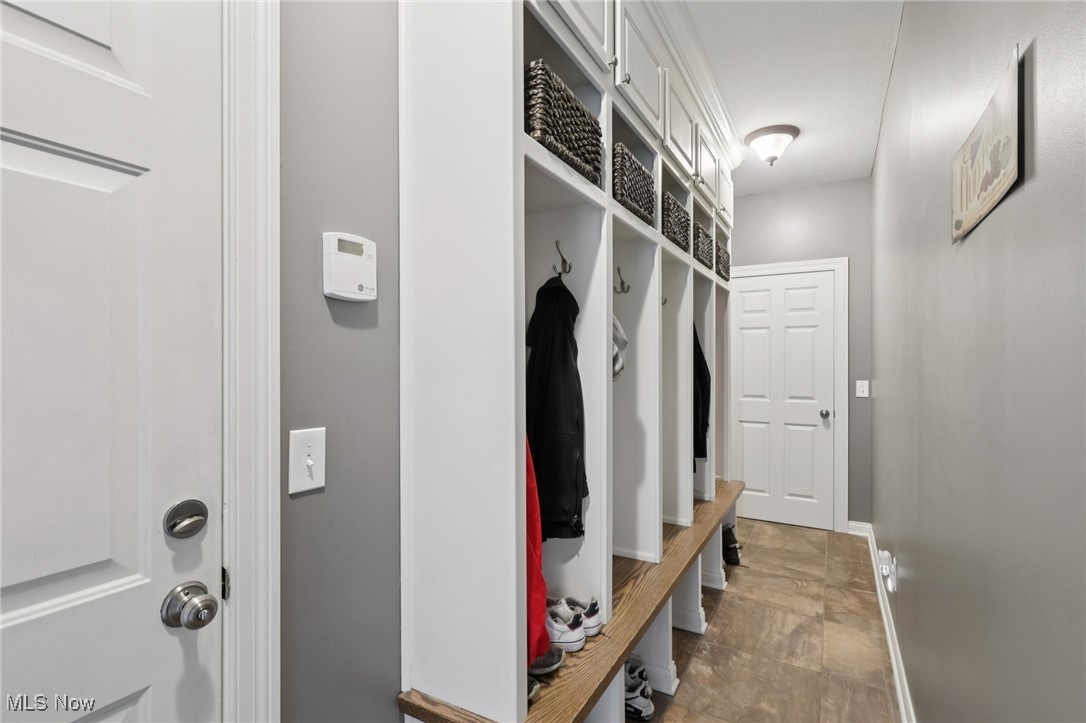 4292 Burberry Circle Avon OH 44011