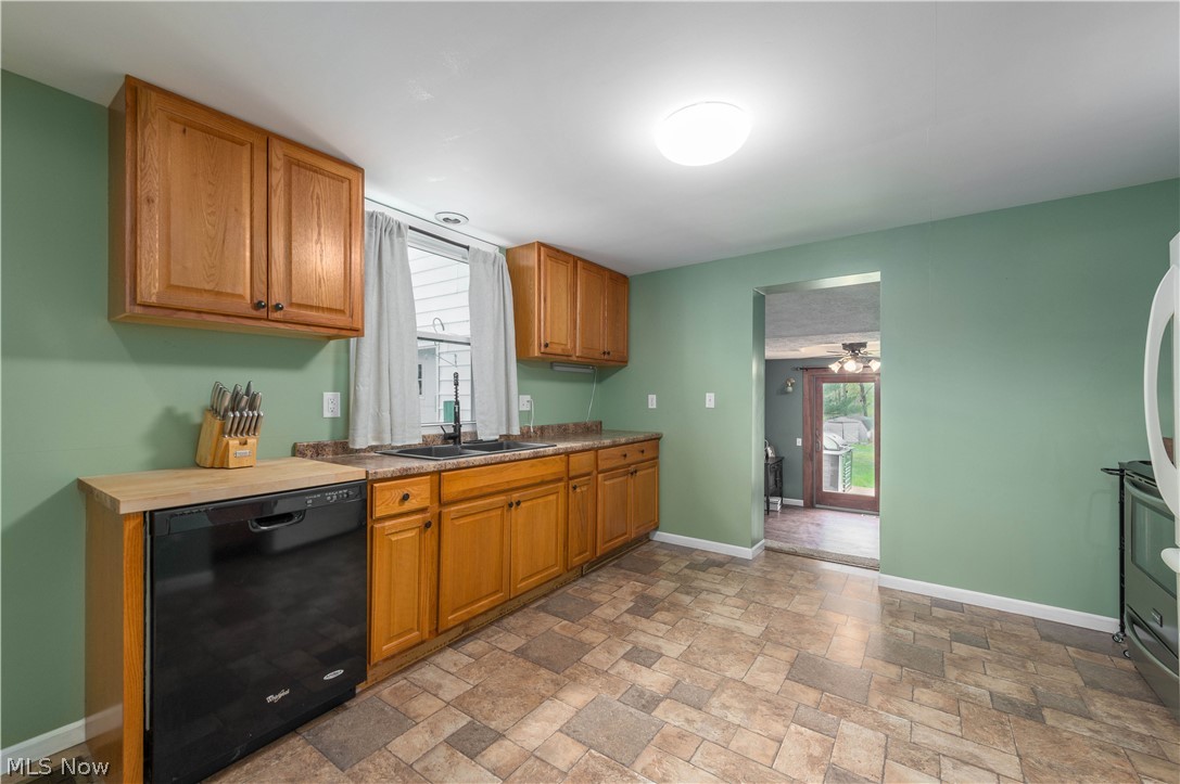 10716 Green Road Wakeman OH 44889