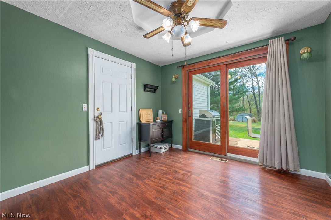10716 Green Road Wakeman OH 44889
