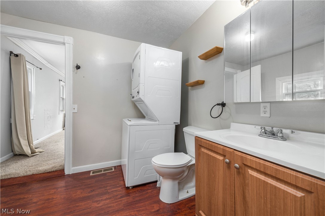 10716 Green Road Wakeman OH 44889