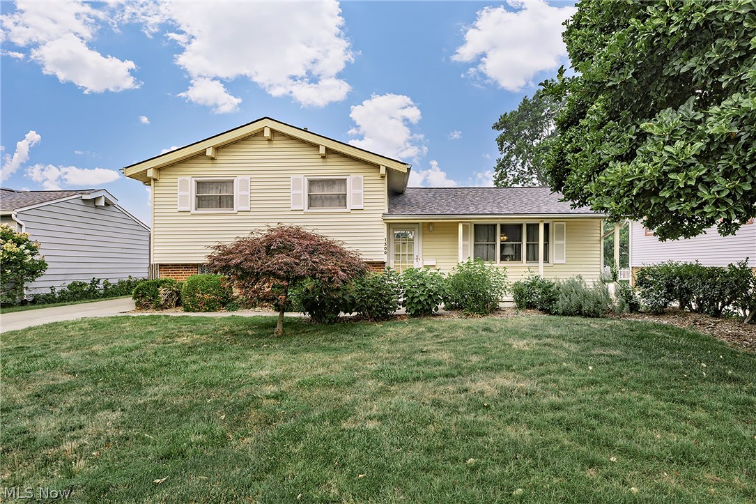 1300 Giesse Drive Mayfield Heights OH 44124