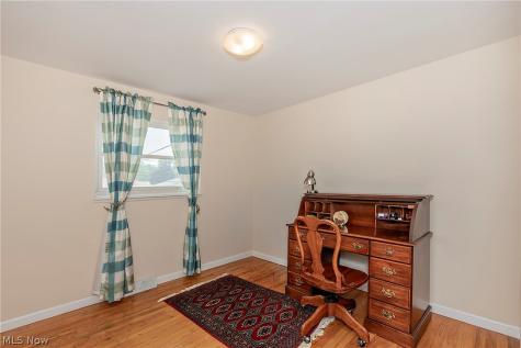 1300 Giesse Drive Mayfield Heights OH 44124