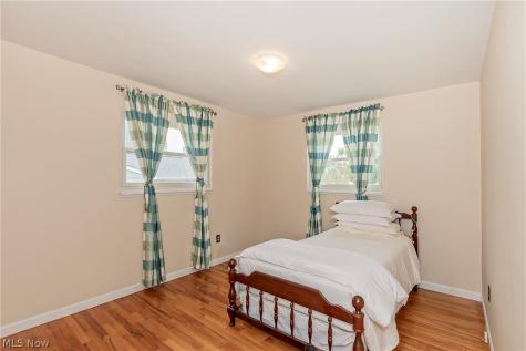 1300 Giesse Drive Mayfield Heights OH 44124