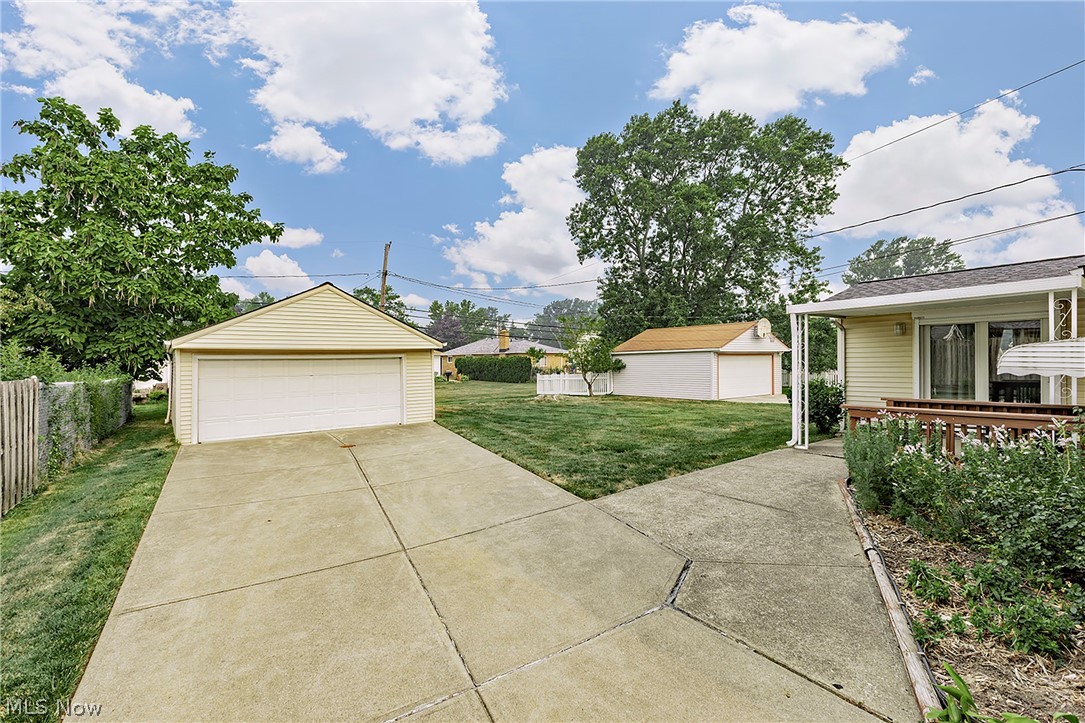 1300 Giesse Drive Mayfield Heights OH 44124