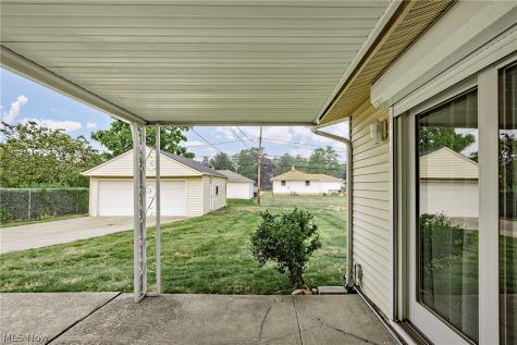 1300 Giesse Drive Mayfield Heights OH 44124