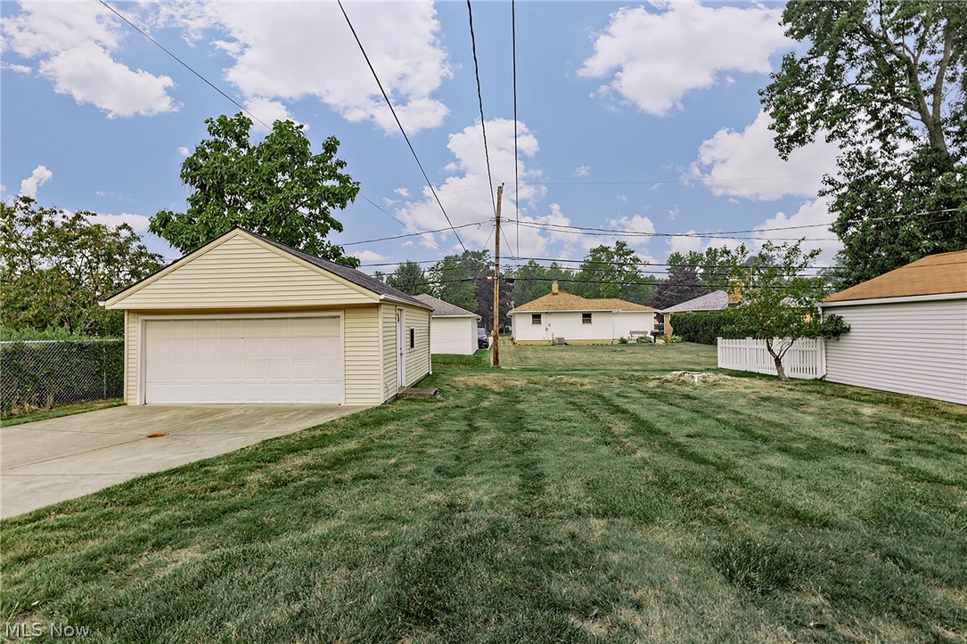 1300 Giesse Drive Mayfield Heights OH 44124