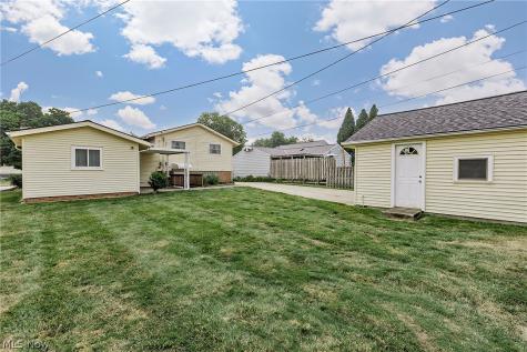 1300 Giesse Drive Mayfield Heights OH 44124