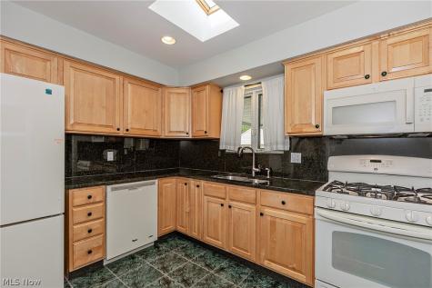 1300 Giesse Drive Mayfield Heights OH 44124