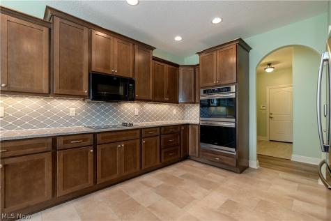2248 Grimsby Street NW North Canton OH 44720