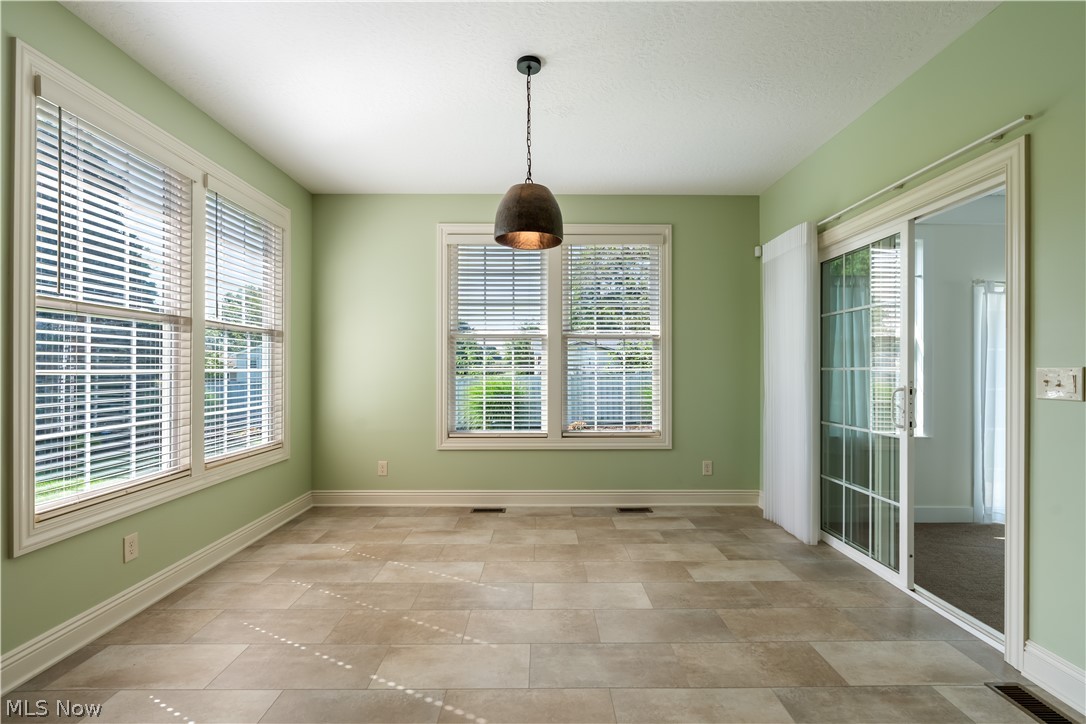 2248 Grimsby Street NW North Canton OH 44720