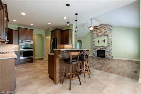 2248 Grimsby Street NW North Canton OH 44720